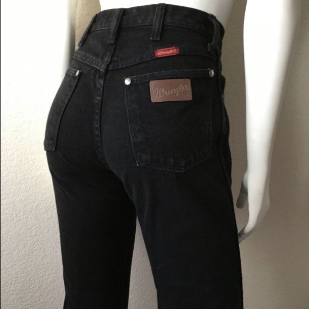 Vintage Black High Rise Wrangler Jeans